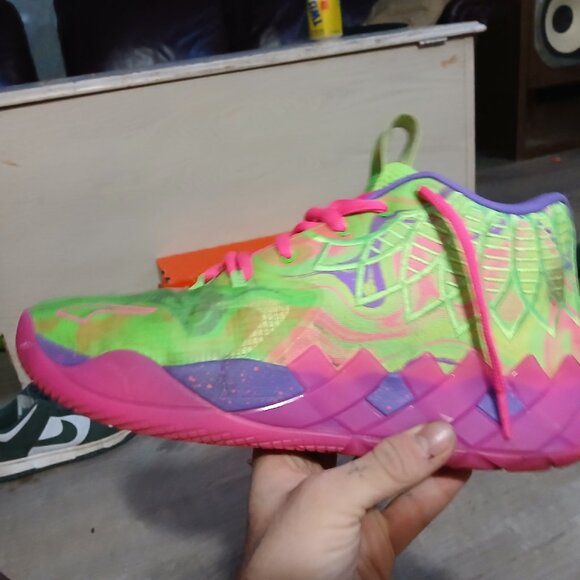 MELO PUMAS BASKETBALL SNEAKERS - Picture 2 of 8